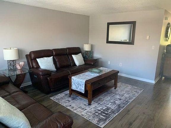 4th image of 3 Oakwood Ln APT 4