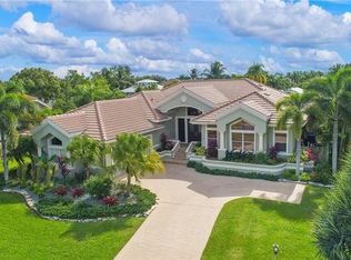 5321 Harborage Dr, Fort Myers, FL 33908