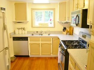 2397 E Freeland Rd, Freeland, MI 48623