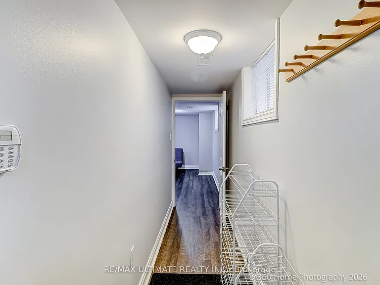 49 Gooderham Dr — Photo 6