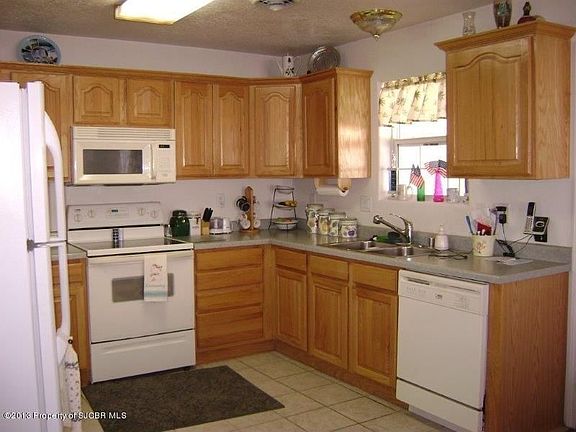 3rd image of 112 W Northeights Dr