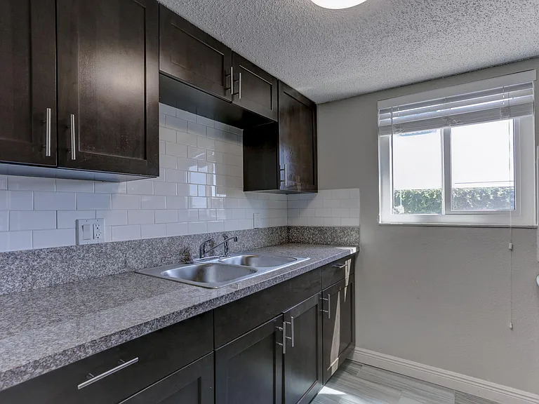2827 Dr Martin Luther King Jr St N — Photo 12
