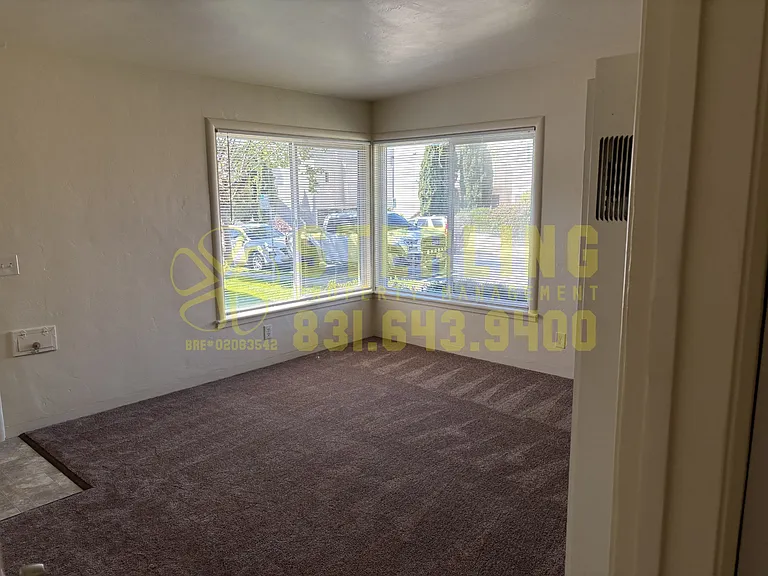 812 Park Avenue - Monterey — Photo 3