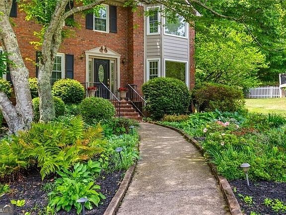 2nd image of 1429 Shadowrock Ct