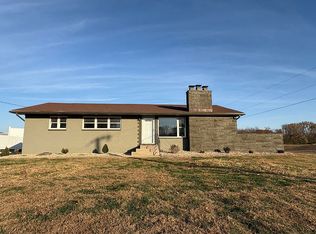 4437 Fosterburg Rd, Alton, IL 62002