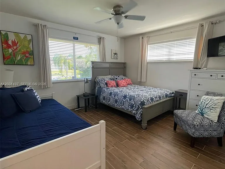 4410 N Buchanan St — Photo 26