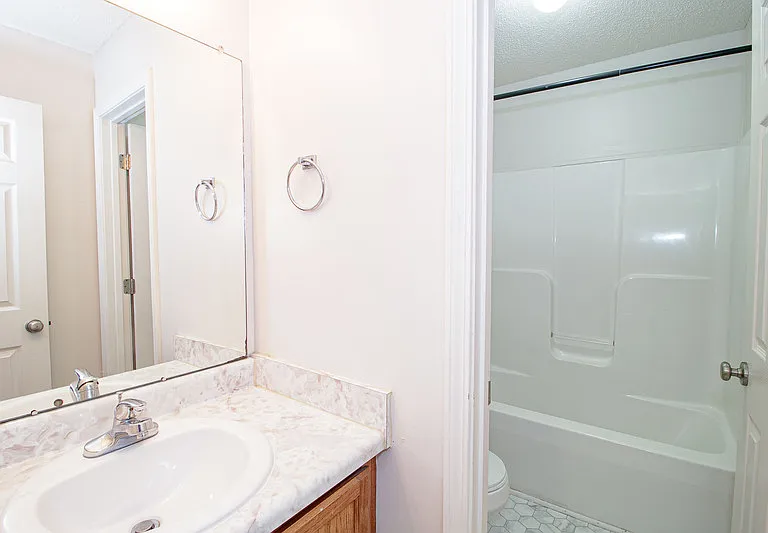 299 Raleigh Dr — Photo 10