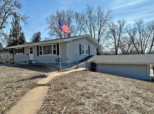 415 E 10th St, Wayne, NE 68787