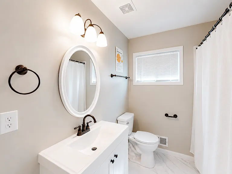 1437 Lorenzo Dr SW — Photo 3