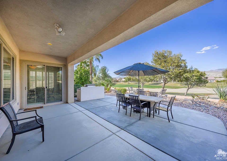 1st image of 81146 Avenida Sombra