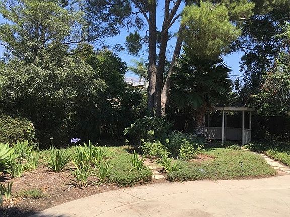 2nd image of 3730 Avon Ln #House