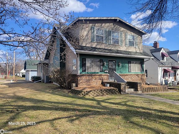 3rd image of 222 N Fellows Ave
