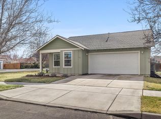 3106 SW Indian Pl, Redmond, OR 97756