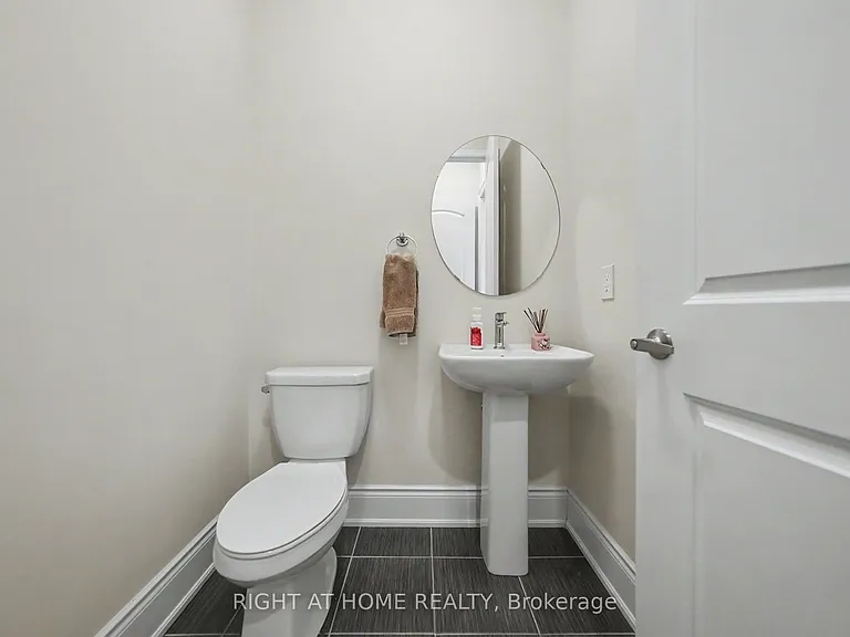 5 Rossini Dr — Photo 10