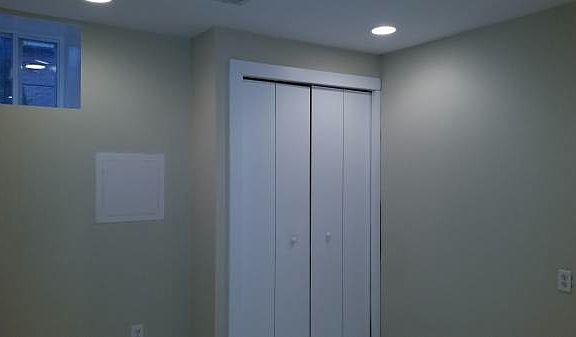 4th image of 1916 W Girard Ave APT 1F