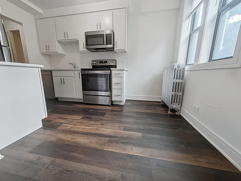 4325 N. Dayton St — Photo 15