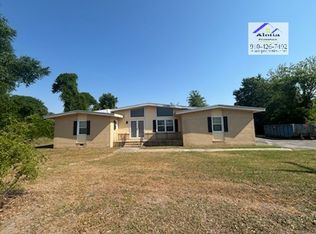 1505 E 7th St, Lumberton, NC 28358