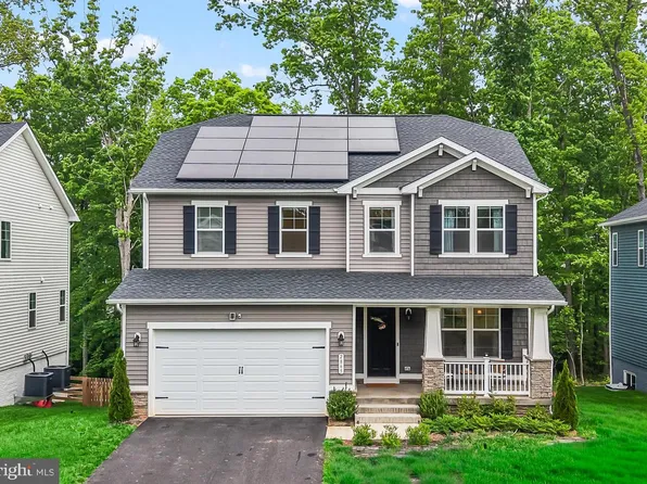 2865 White Tail Dr, Locust Grove, VA 22508