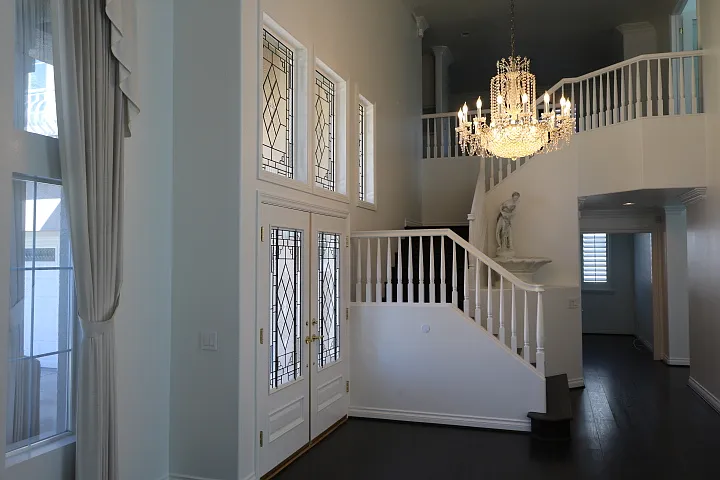 14049 Claremont Ln — Photo 12