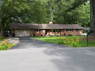 218 Crestwood Dr, Tullahoma, TN 37388