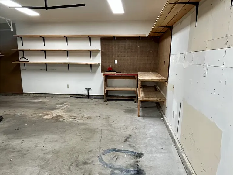 1565 E Lenz Ln #1 — Photo 24