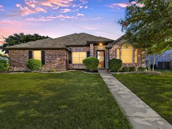 7401 Rochester Ln, Arlington, TX 76002