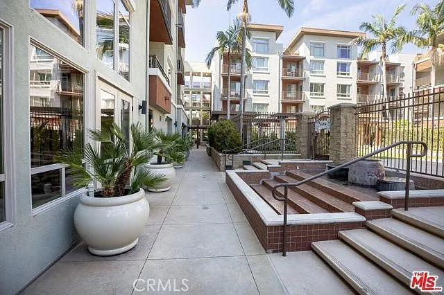 100 S Alameda #159 — Photo 8