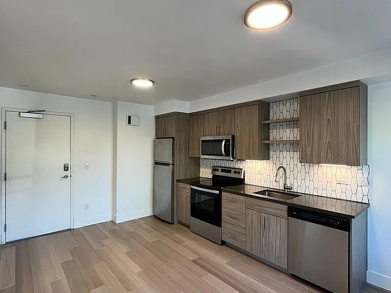 The Bozeman by Star Metro — Photo 24