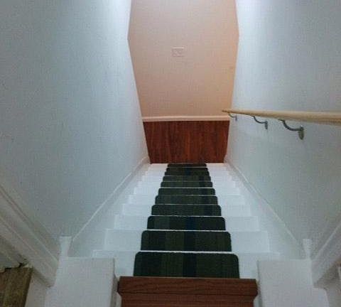 stairs to 2nd floor