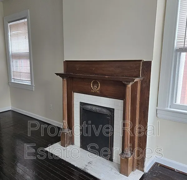 910 Colonial Ave — Photo 7