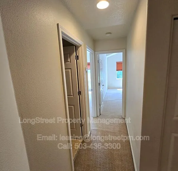 3008 NW Morning Glory Dr — Photo 7
