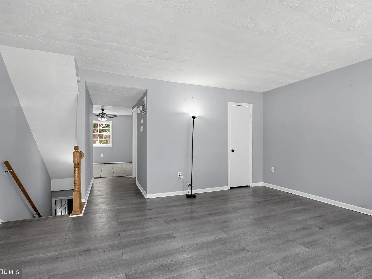3 bed, 2.5 bath, 1919 sqft, $2,500 — Photo 4