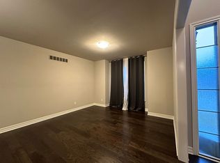 3536 Willoway Dr, Troy, MI 48083