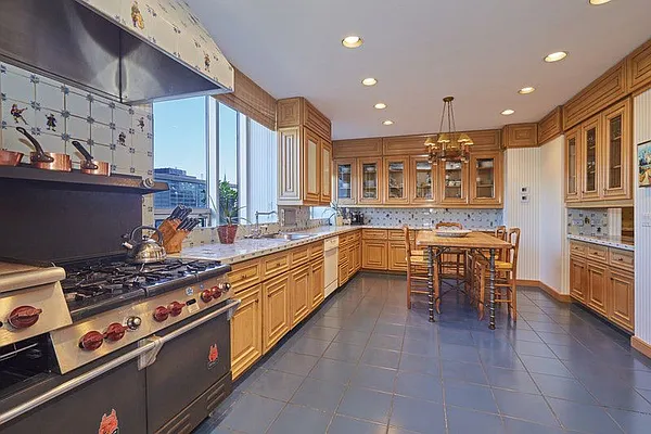 Sold by Brown Harris Stevens | media 15