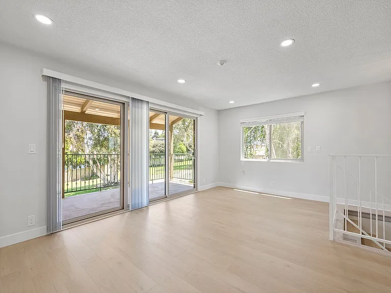 1822 Spreckels Lane — Photo 10