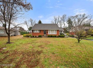 27 Chamberry Cir, Louisville, KY 40207