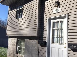 2513 Shadyside Rd, Saint Albans, WV 25177