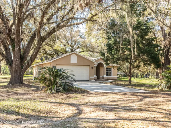 26348 Crooked Tree Ln, Brooksville, FL 34602