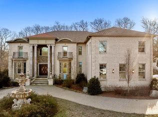 15 Buker Corner Ln, Braintree, MA 02184