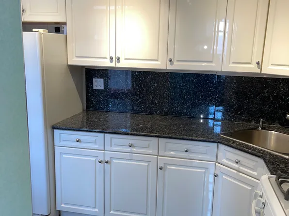 105-30 66th Avenue image 7 of 30