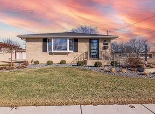 2219 17th AVENUE, Kenosha, WI 53140