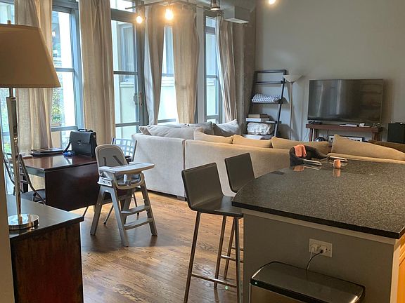 3rd image of 900 N Kingsbury St APT 771