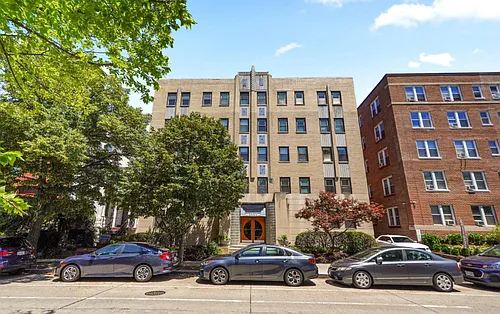 1727 R St NW #404 Photo 1