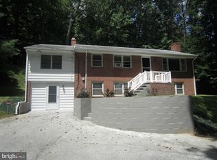 724 Warren Rd, Cockeysville, MD 21030