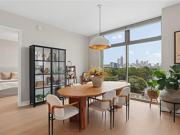 3rd image of 270 17th St NW Unit 909