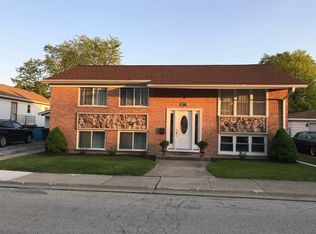 8709 Patricia Dr, Lyons, IL