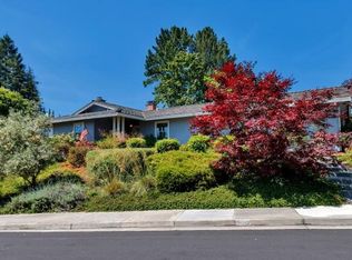 330 Birchwood Dr, Moraga, CA 94556