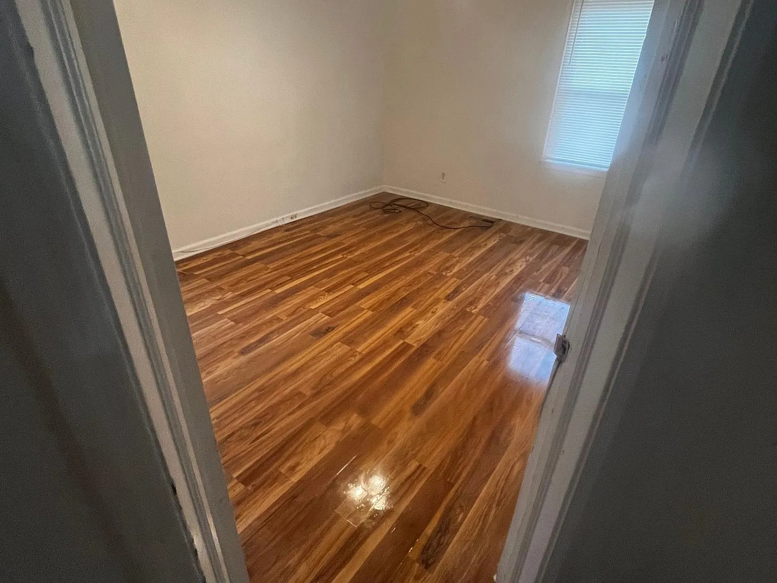4 bed, 1327 sqft, $1,000 — Photo 4
