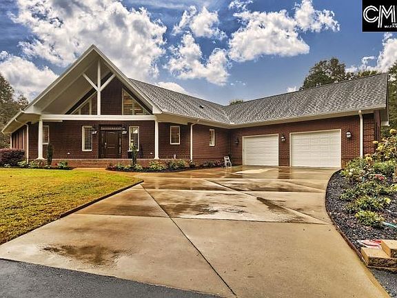 3rd image of 210 New Hope Rd