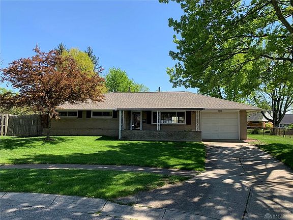 2nd image of 5506 Raymond Ct